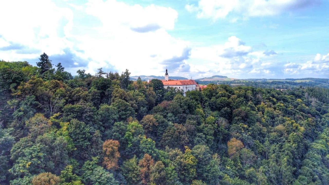 Sazava River Apartment Chocerady Εξωτερικό φωτογραφία